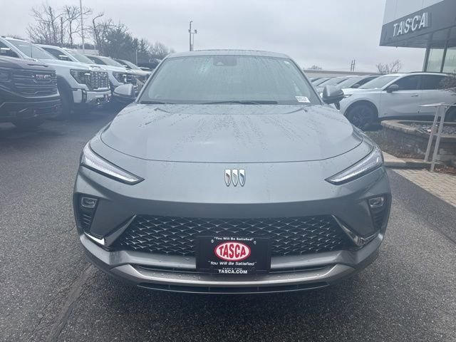 New 2025 Buick Envista Avenir image 2