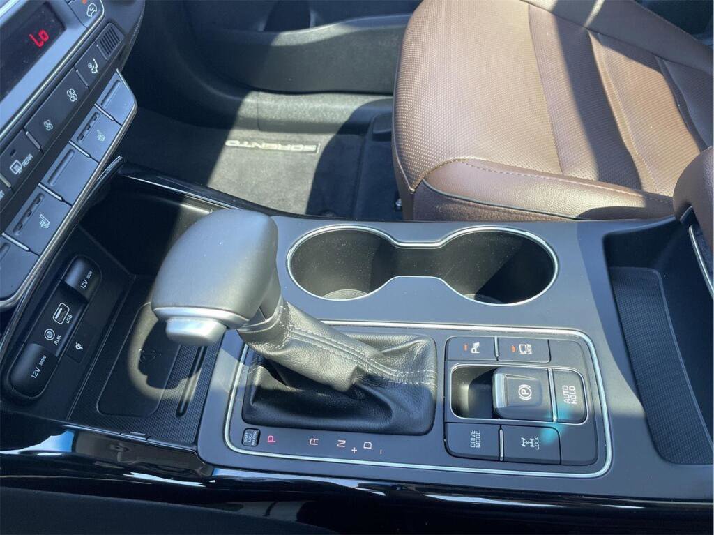 Used 2020 Kia Sorento SX AWD/4WD image 30