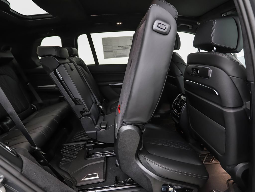 New 2026 BMW X7 M60i AWD/4WD image 35