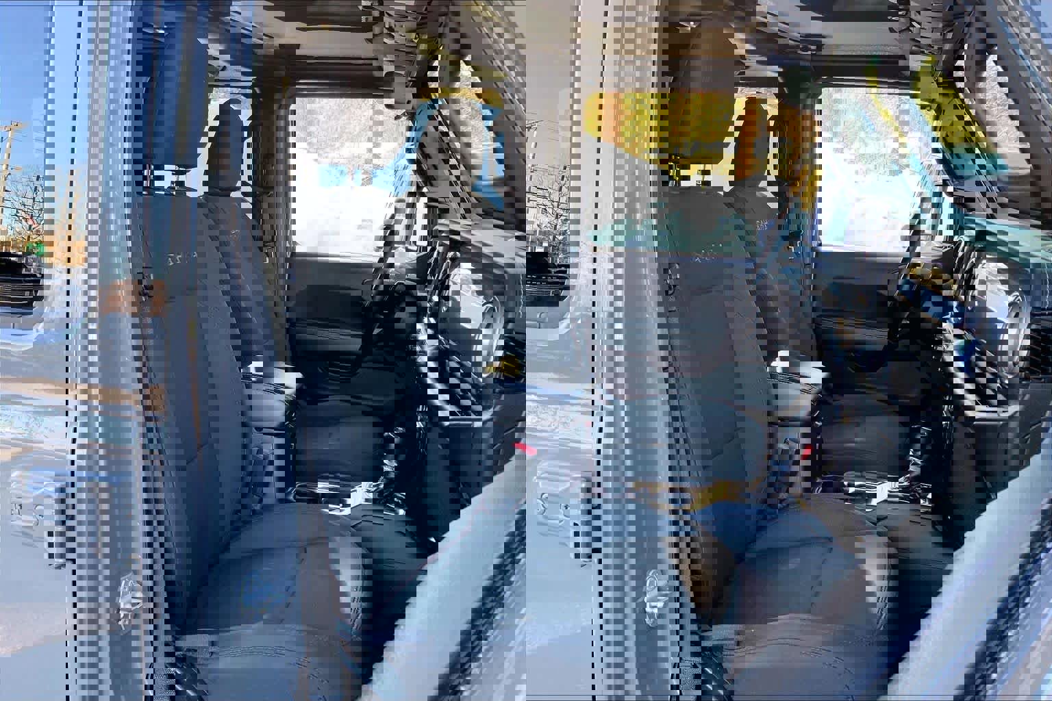 Used 2018 Jeep Wrangler Unlimited Sahara w/ Dual Top Group image 7