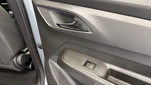 New 2027 Chevrolet Bolt LT w/ Comfort Package FWD image 26