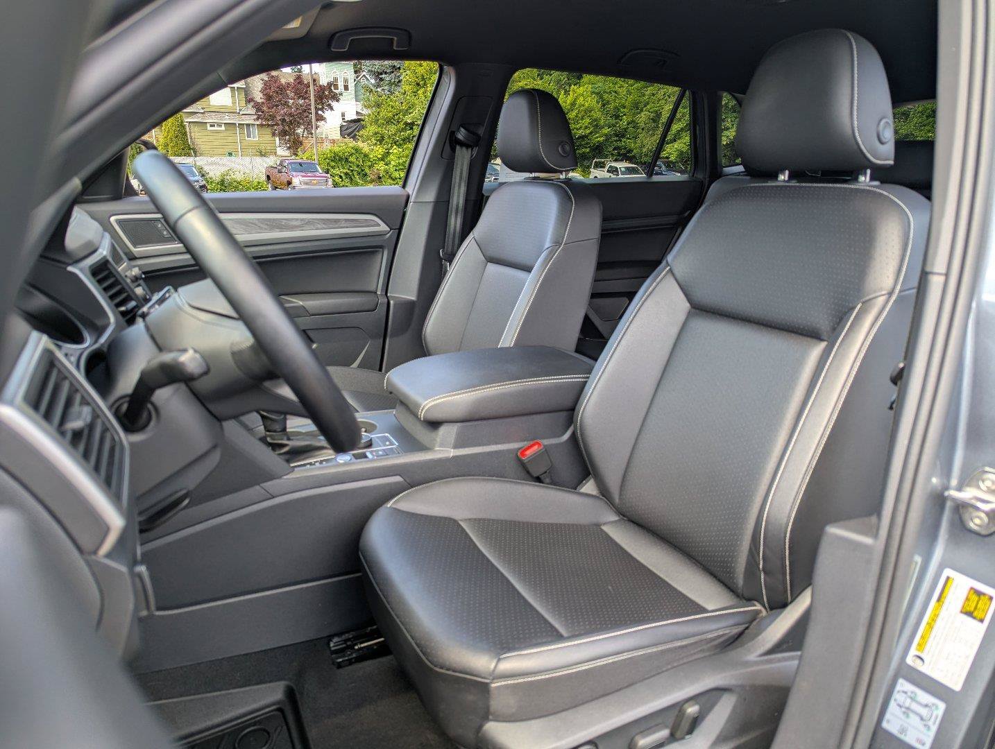 Used 2020 Volkswagen Atlas Cross Sport SE AWD/4WD image 24