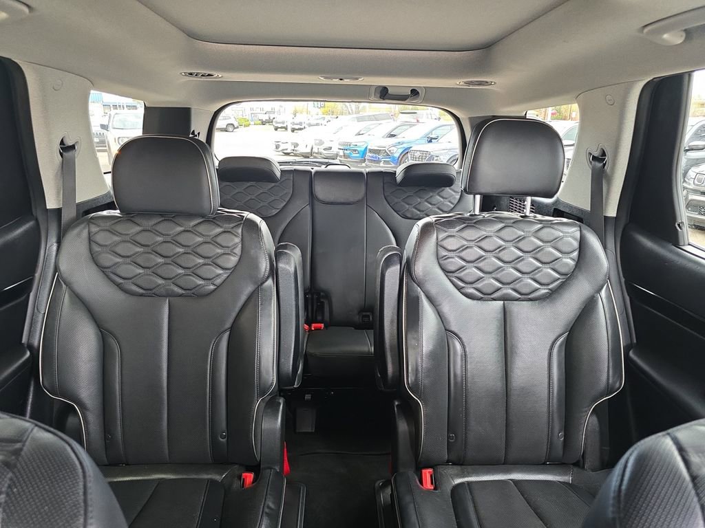 Used 2022 Hyundai Palisade Limited image 19