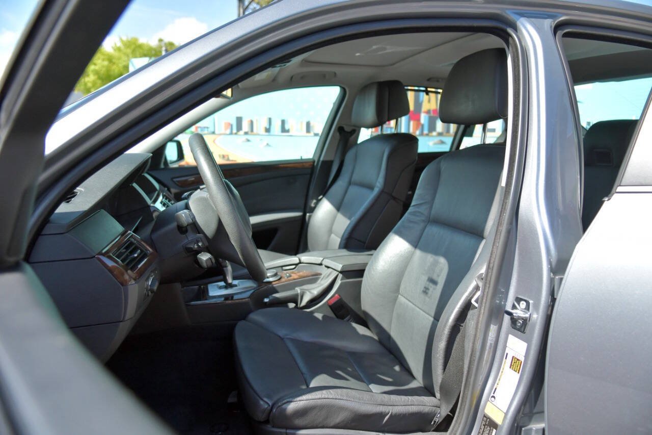 Used 2008 BMW 535xi Sedan w/ Premium Pkg AWD/4WD image 19
