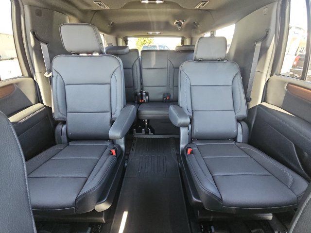 New 2026 GMC Yukon XL Denali w/ Sun & Power Step Package AWD/4WD image 29