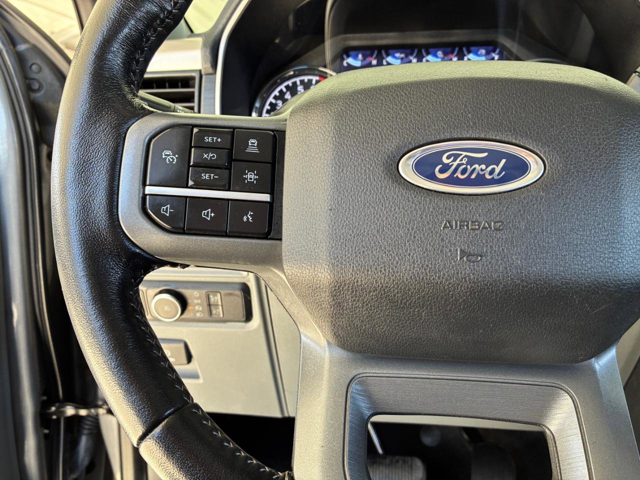 Used 2021 Ford F150 XLT w/ Equipment Group 302A High RWD image 26
