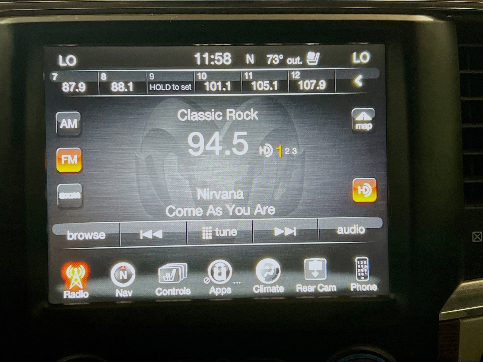 Used 2016 RAM 2500 Laramie AWD/4WD image 11