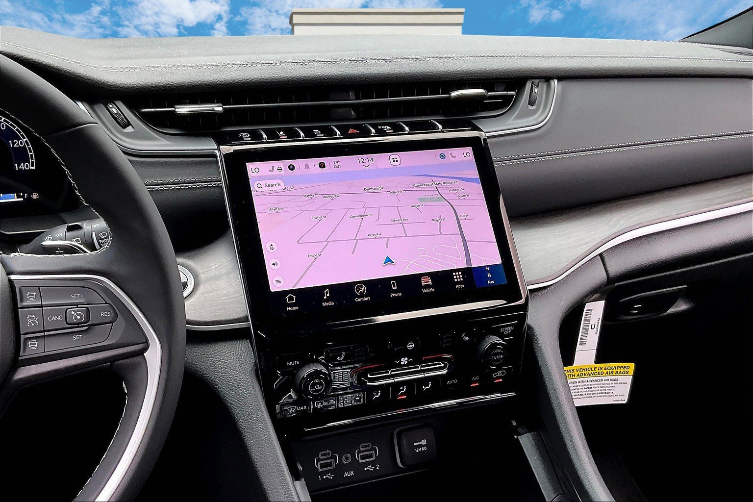 New 2025 Jeep Grand Cherokee Limited w/ Black Appearance Package image 7