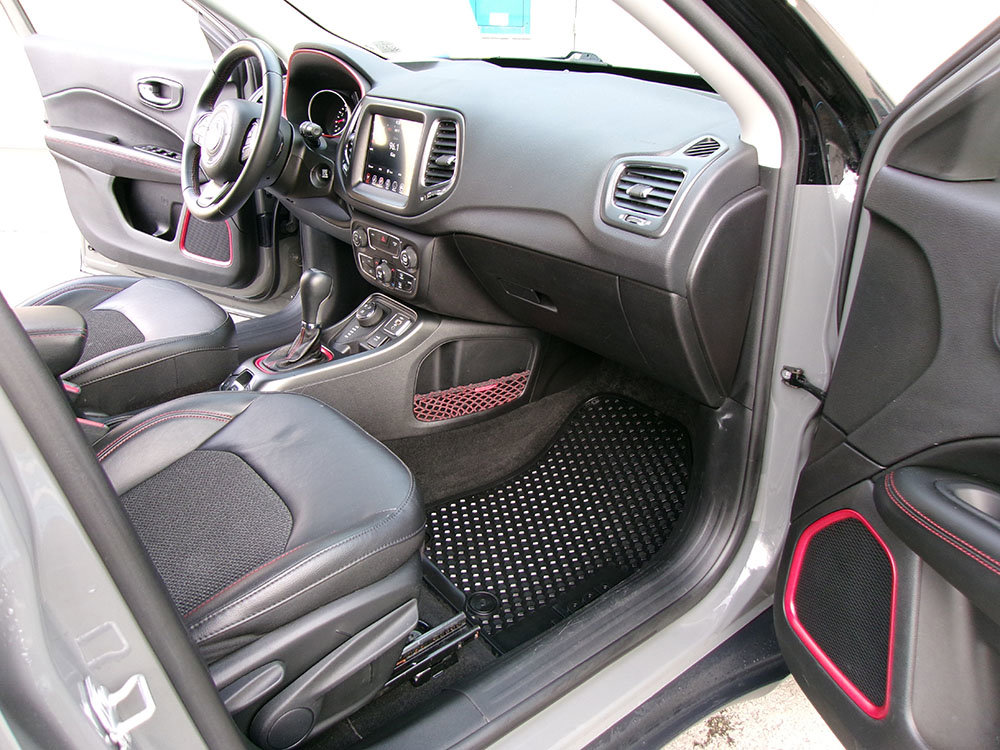 Used 2019 Jeep Compass Trailhawk image 10