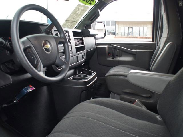 Used 2020 Chevrolet Express 2500 w/ Driver Convenience Package image 4