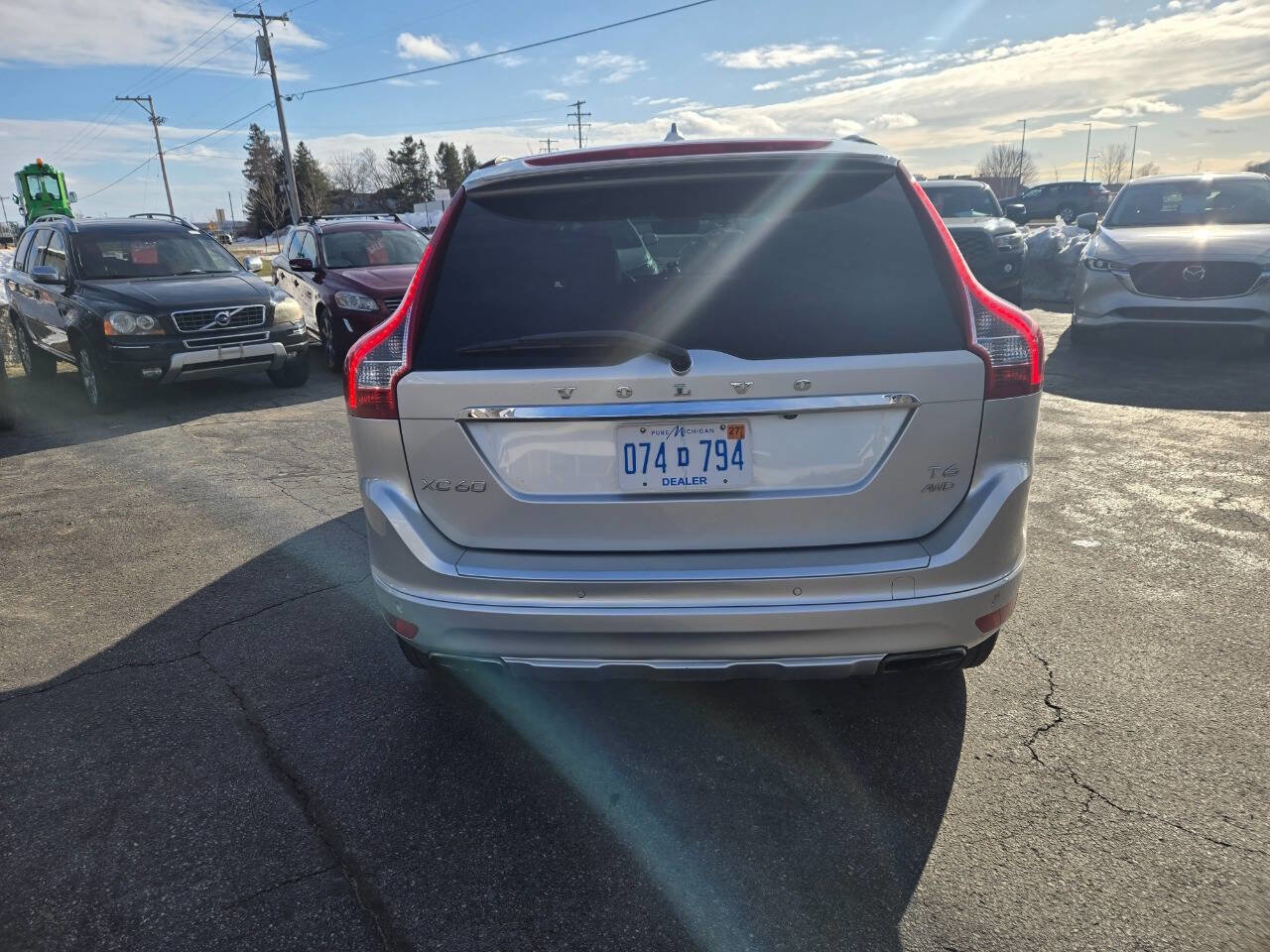 Used 2015 Volvo XC60 T6 AWD/4WD image 6