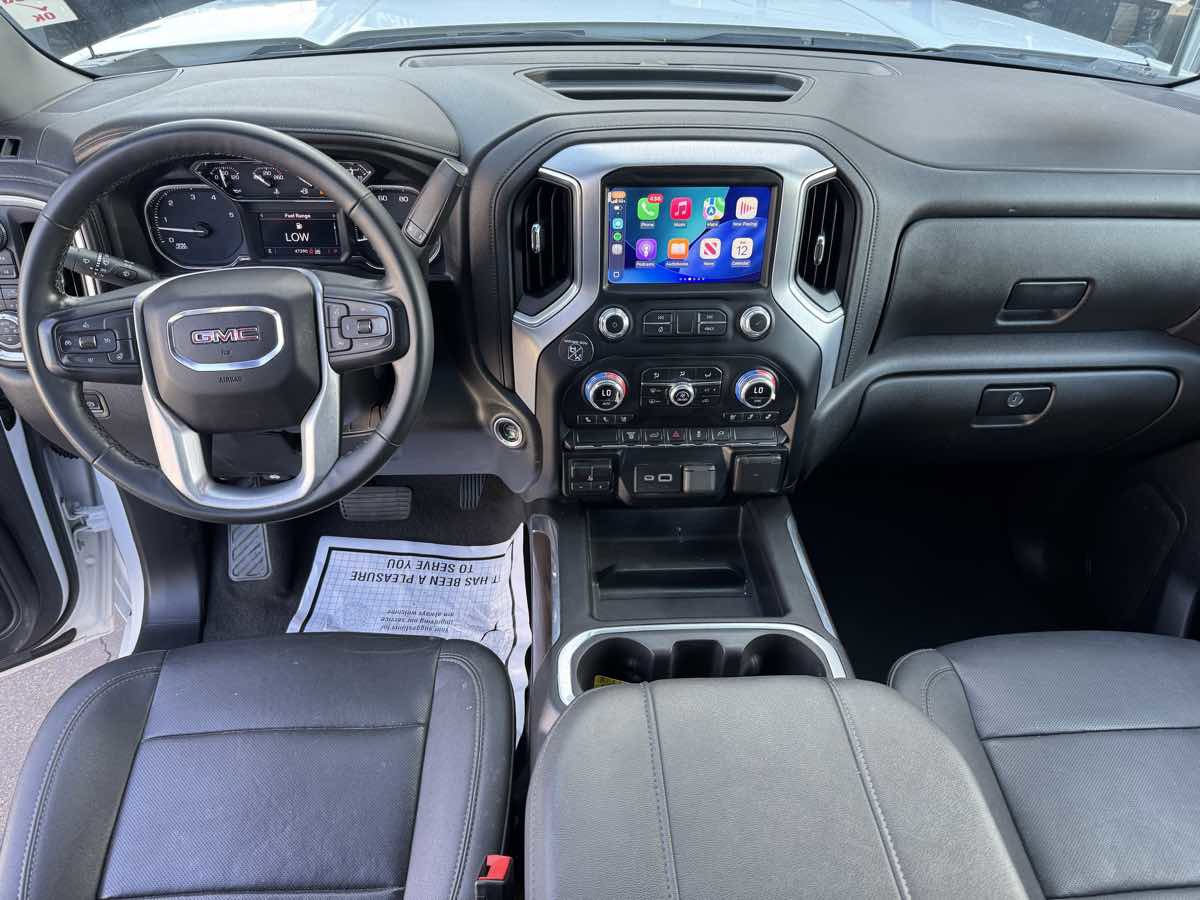 Used 2023 GMC Sierra 2500 SLT w/ SLT Convenience Package image 9
