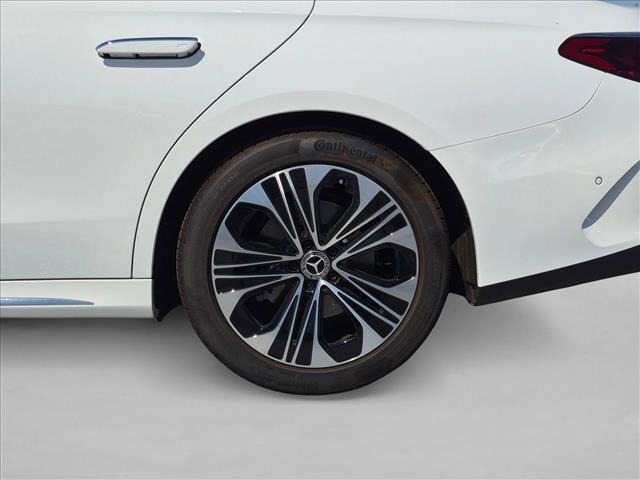 Used 2025 Mercedes-Benz E 350 Sedan image 23