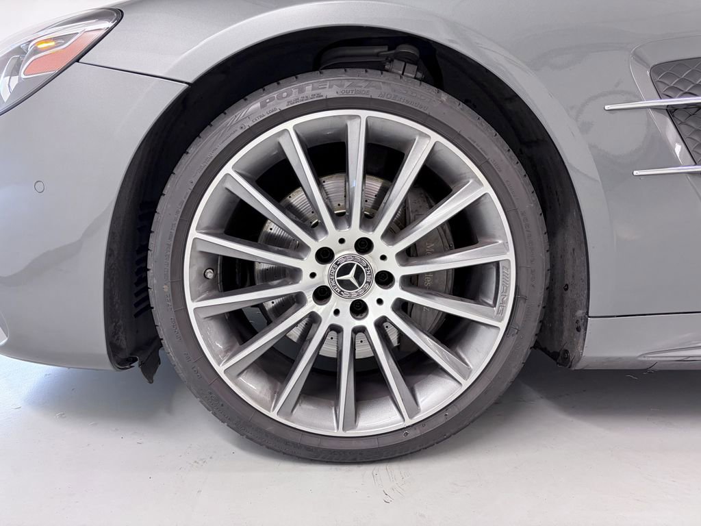 Used 2019 Mercedes-Benz SL 550 image 9