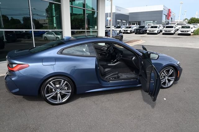Used 2022 BMW 430i Coupe w/ M Sport Package RWD image 36