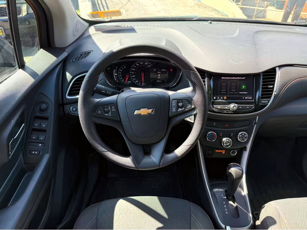 Used 2021 Chevrolet Trax LS w/ Tint and Cruise Package image 12