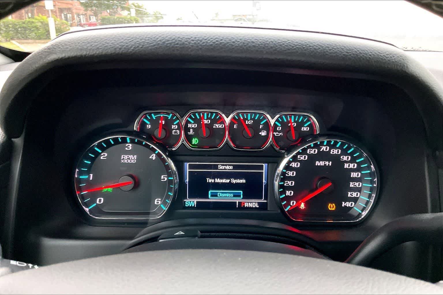 Used 2017 GMC Yukon SLT AWD/4WD image 15