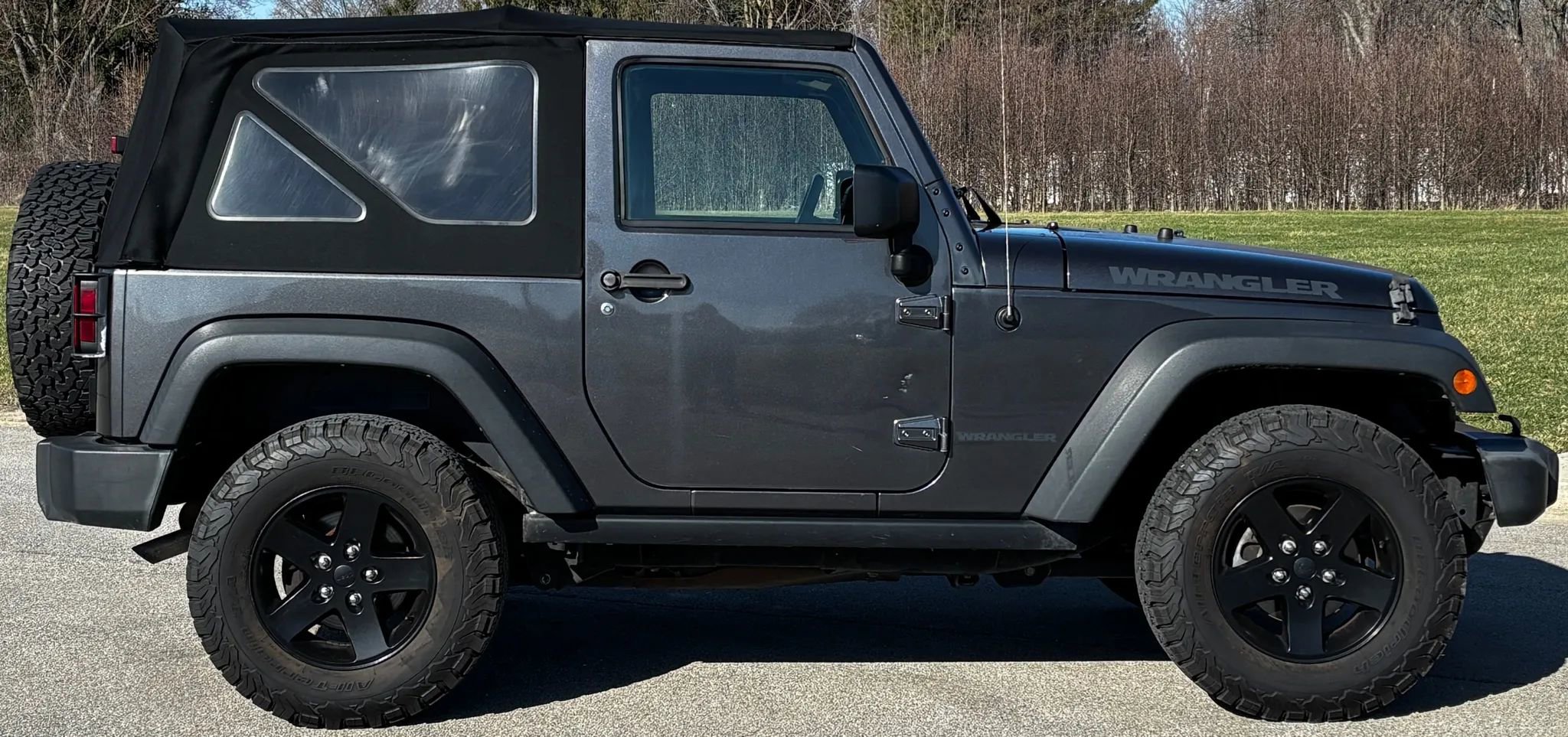 Used 2017 Jeep Wrangler Sport AWD/4WD image 6