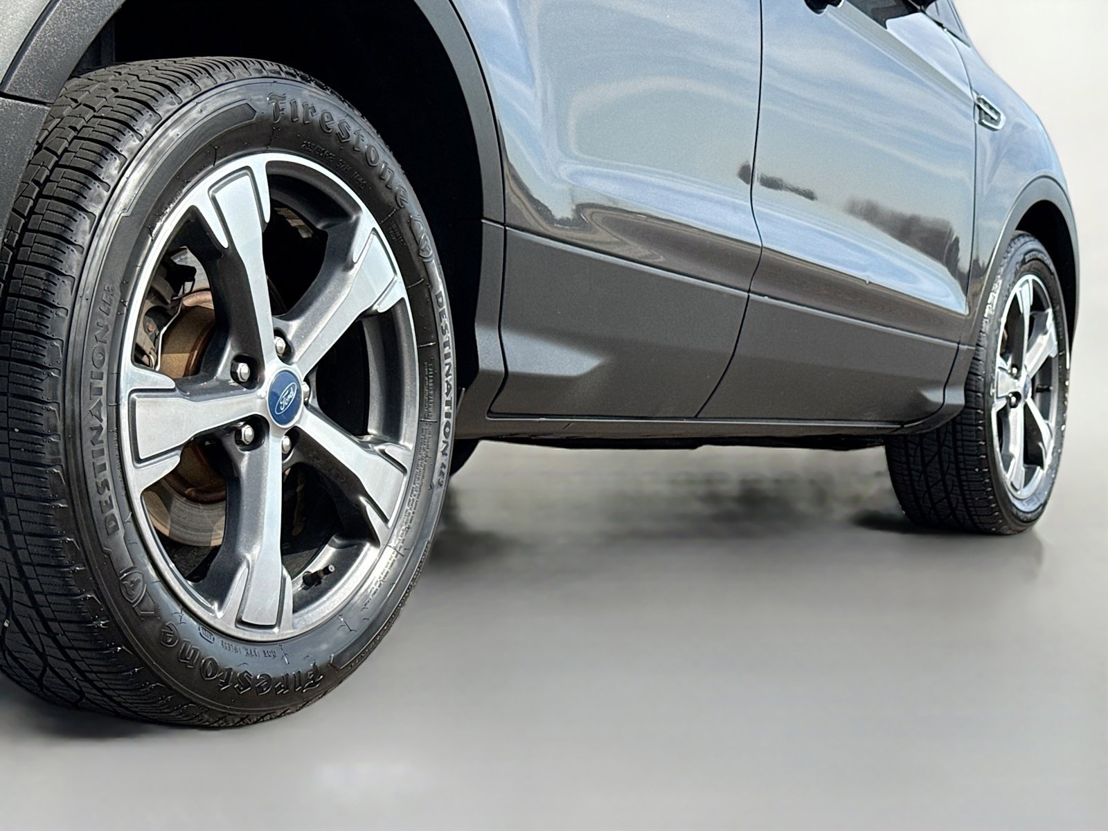 Used 2018 Ford Escape SEL w/ Ford Safe & Smart Package image 16