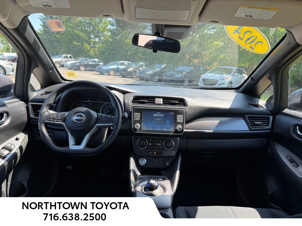 Used 2024 Nissan Leaf S FWD image 7