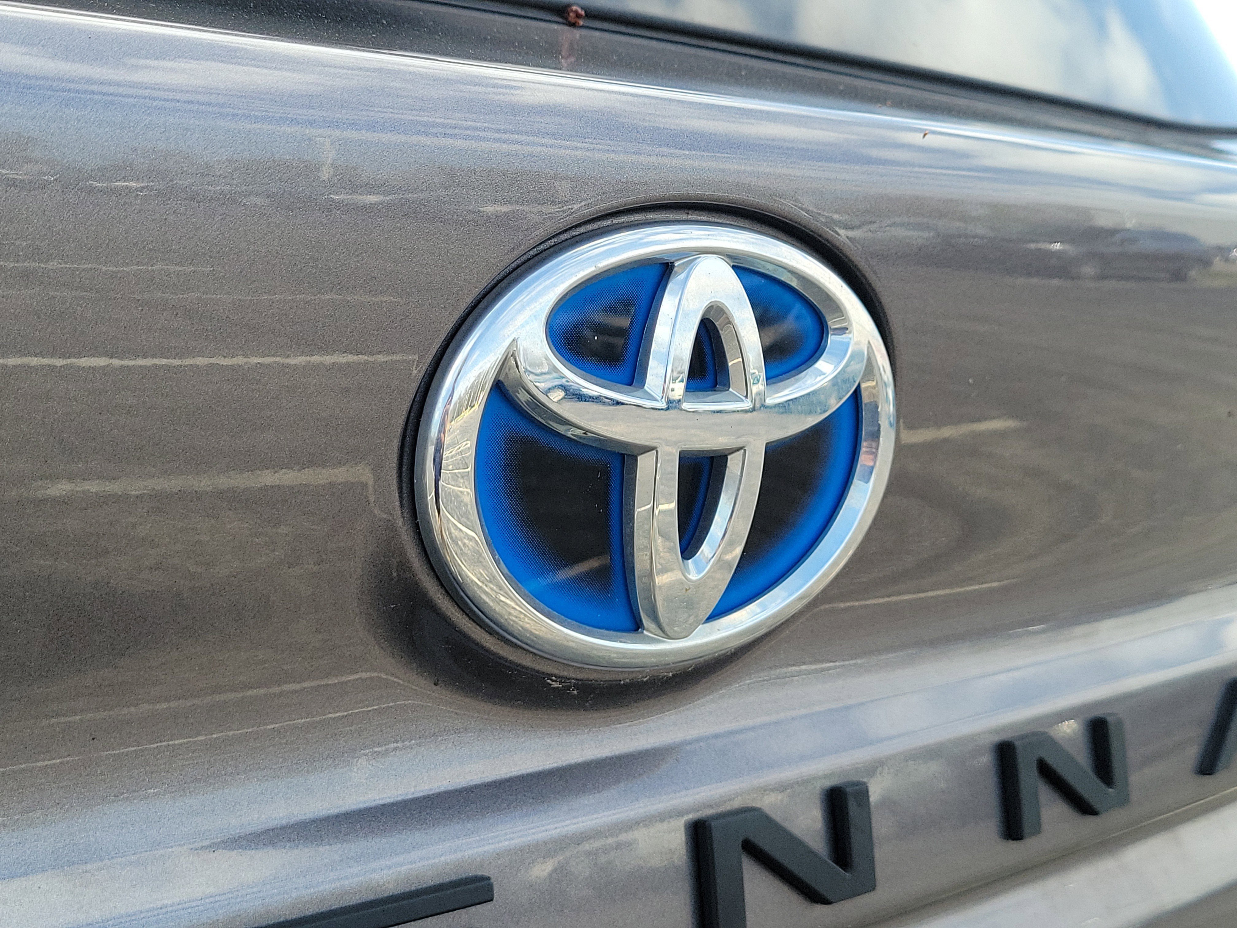 Used 2021 Toyota Sienna LE image 6