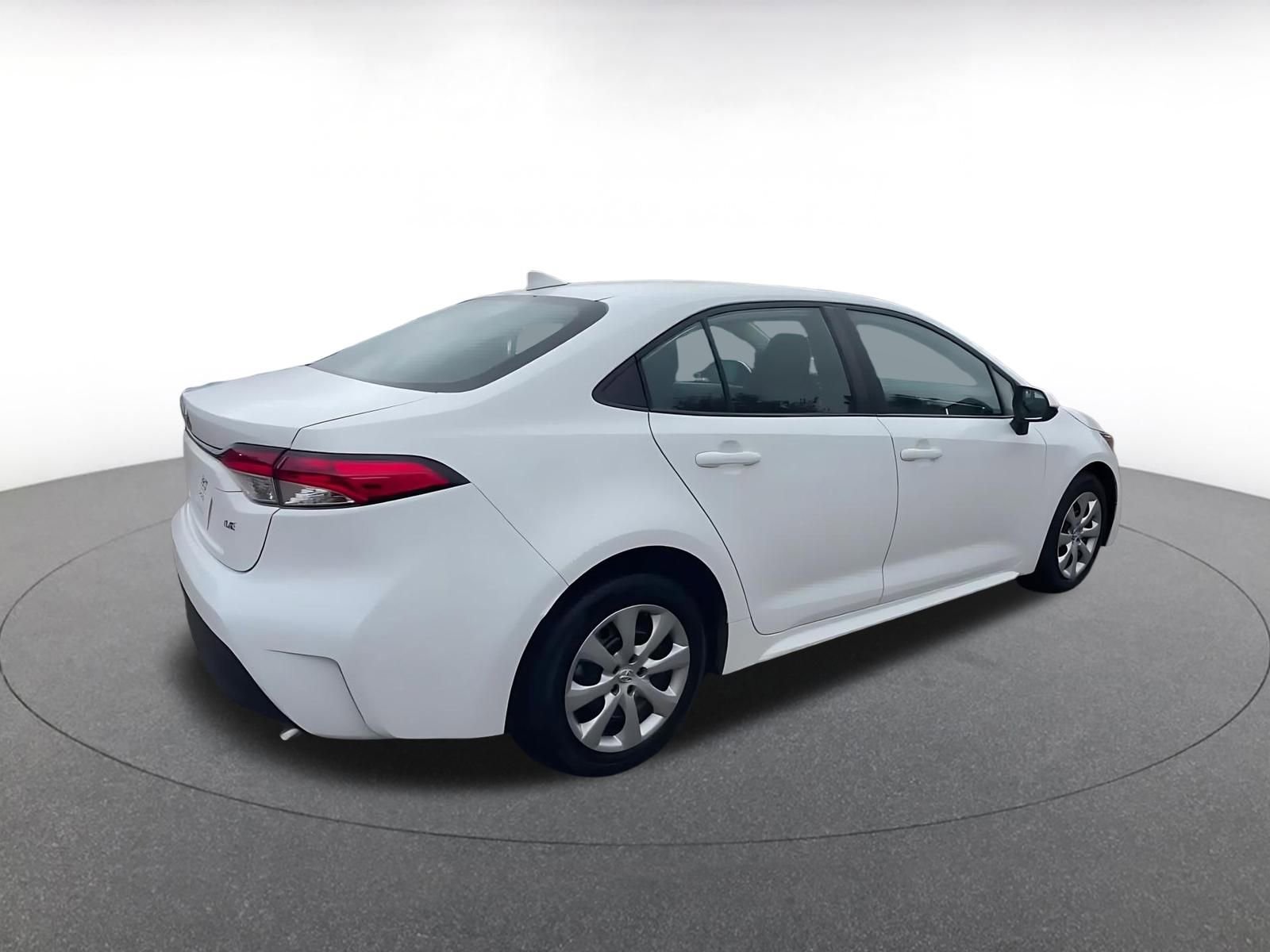 Used 2023 Toyota Corolla LE image 15
