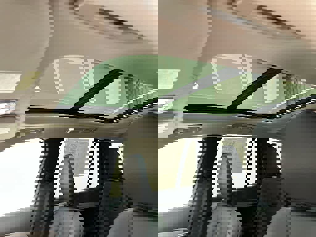 Used 2023 Volvo XC90 B5 Core w/ Protection Package image 5