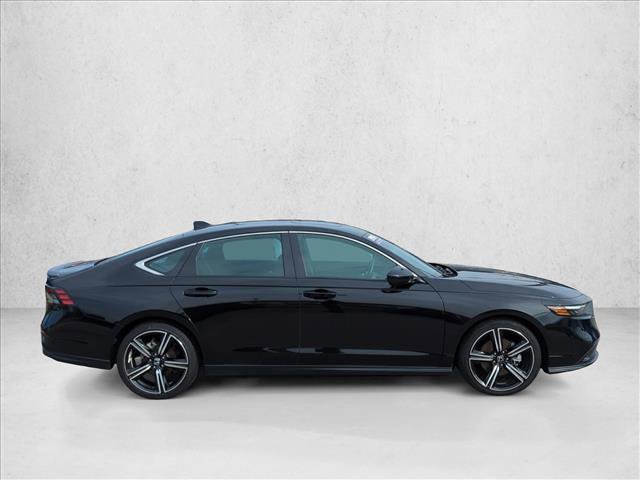 Used 2024 Honda Accord Sport image 4