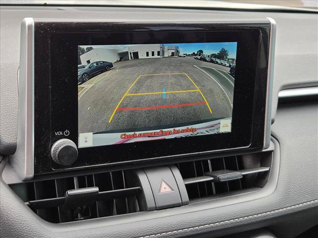 Used 2025 Toyota RAV4 LE AWD/4WD image 14