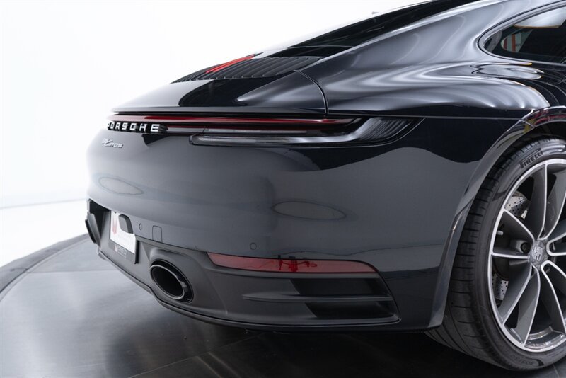 Used 2024 Porsche 911 Carrera RWD image 28
