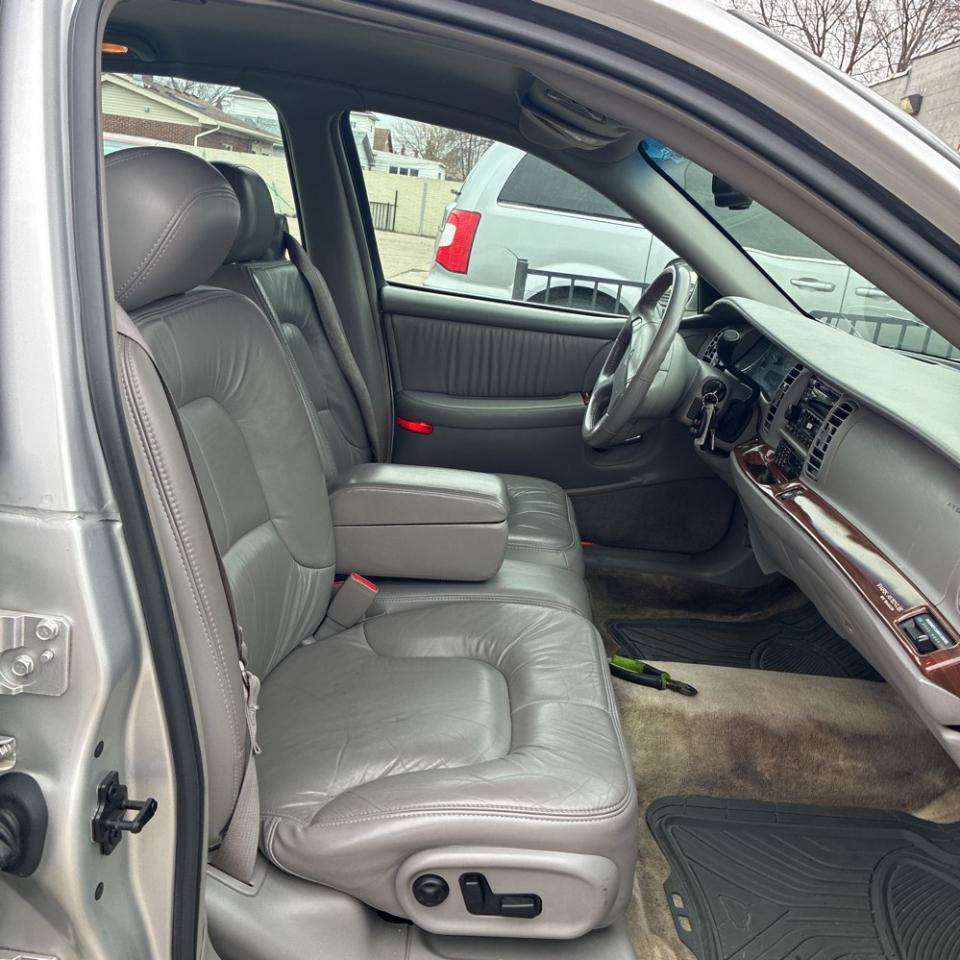 Used 2003 Buick Park Avenue w/ 1SE Package FWD image 9