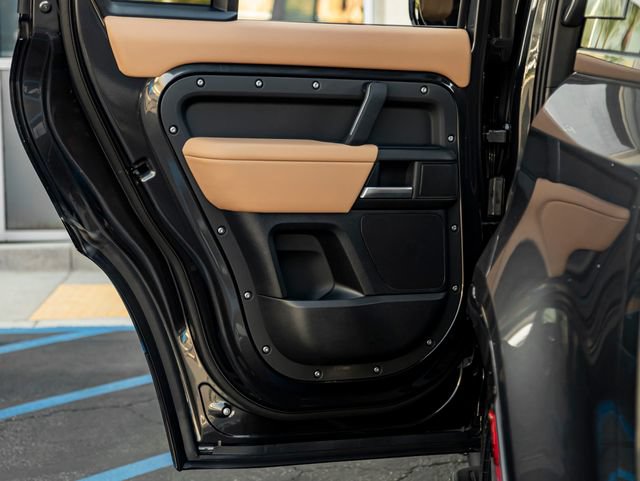 New 2026 Land Rover Defender 110 X AWD/4WD image 26