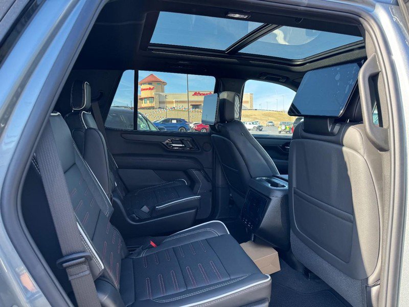 New 2026 GMC Yukon AT4 Ultimate image 7