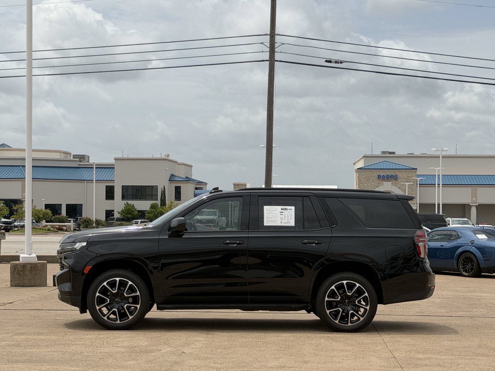 Used 2021 Chevrolet Tahoe RST RWD image 7