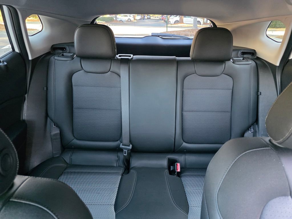 Certified 2025 Chevrolet Trax LT w/ LT Convenience Package image 25