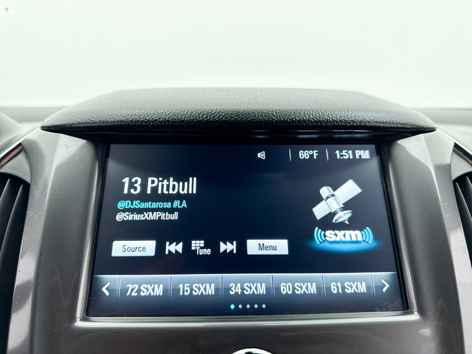 Used 2018 Chevrolet Cruze LT w/ RS Package image 5