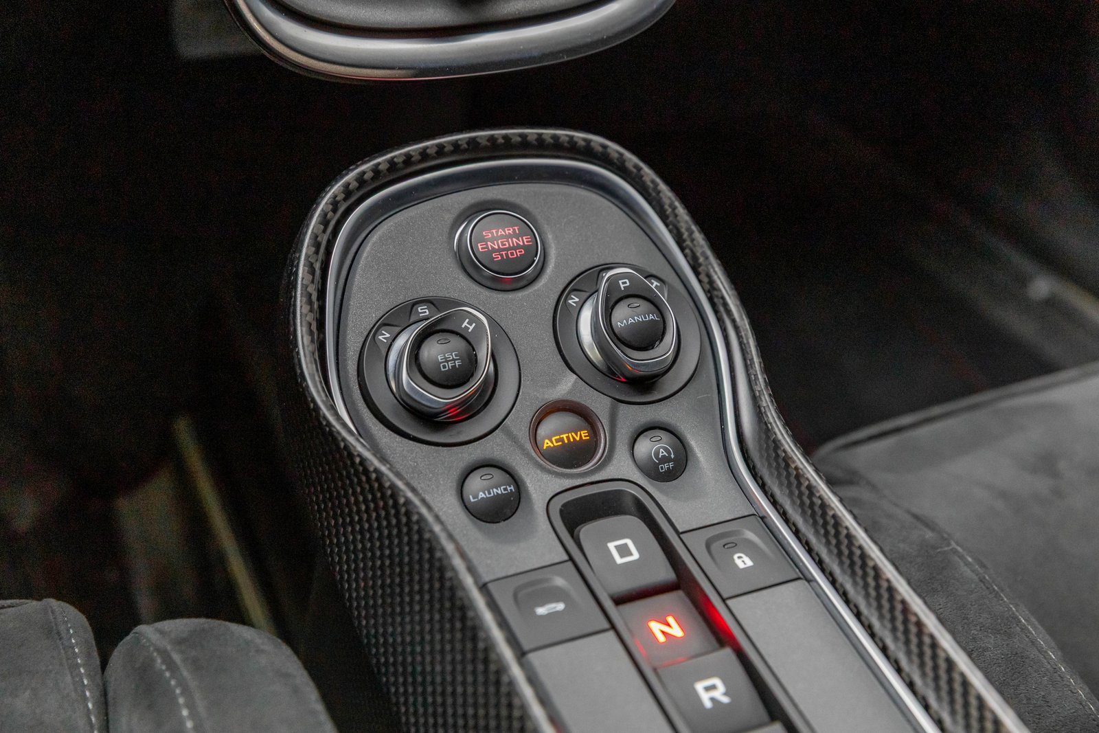 Used 2020 McLaren 620R RWD image 34