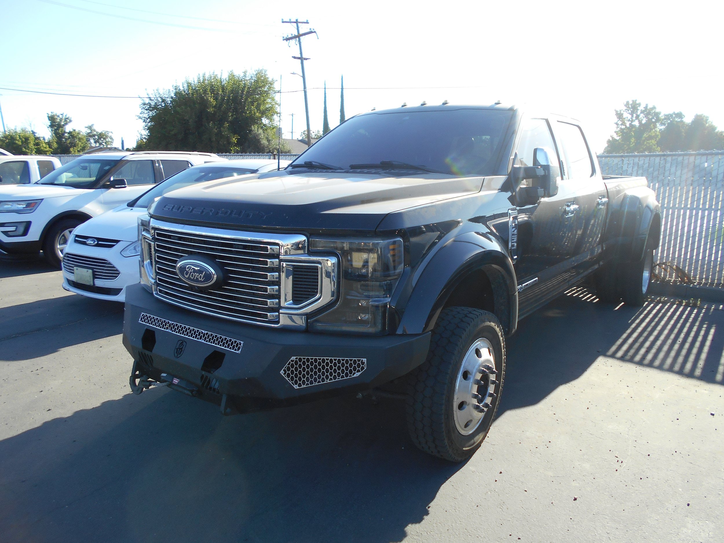 Used 2022 Ford F450 Platinum w/ Camper Package