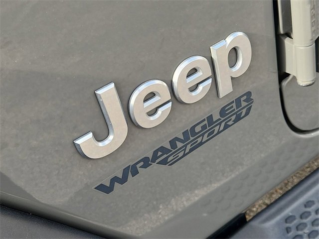 Used 2020 Jeep Wrangler Sport S image 29