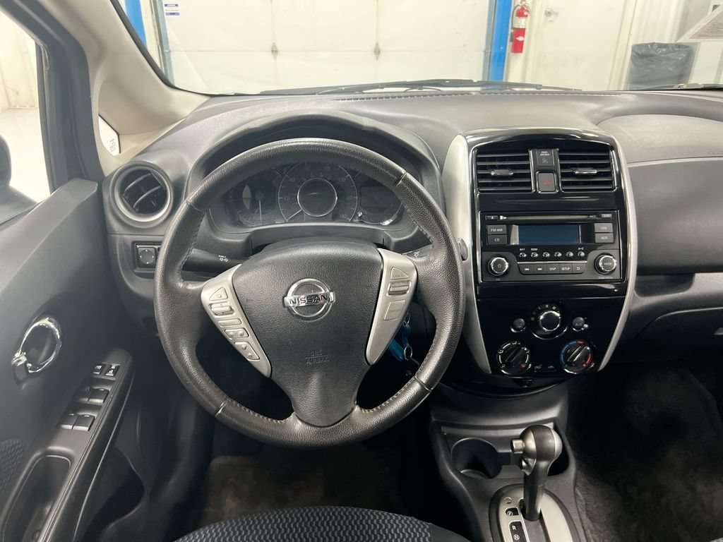Used 2015 Nissan Versa Note SV FWD image 11