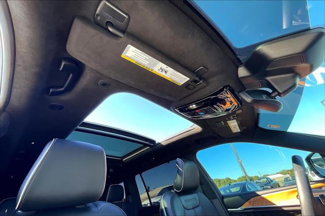 Used 2024 Jeep Grand Cherokee L Summit image 25