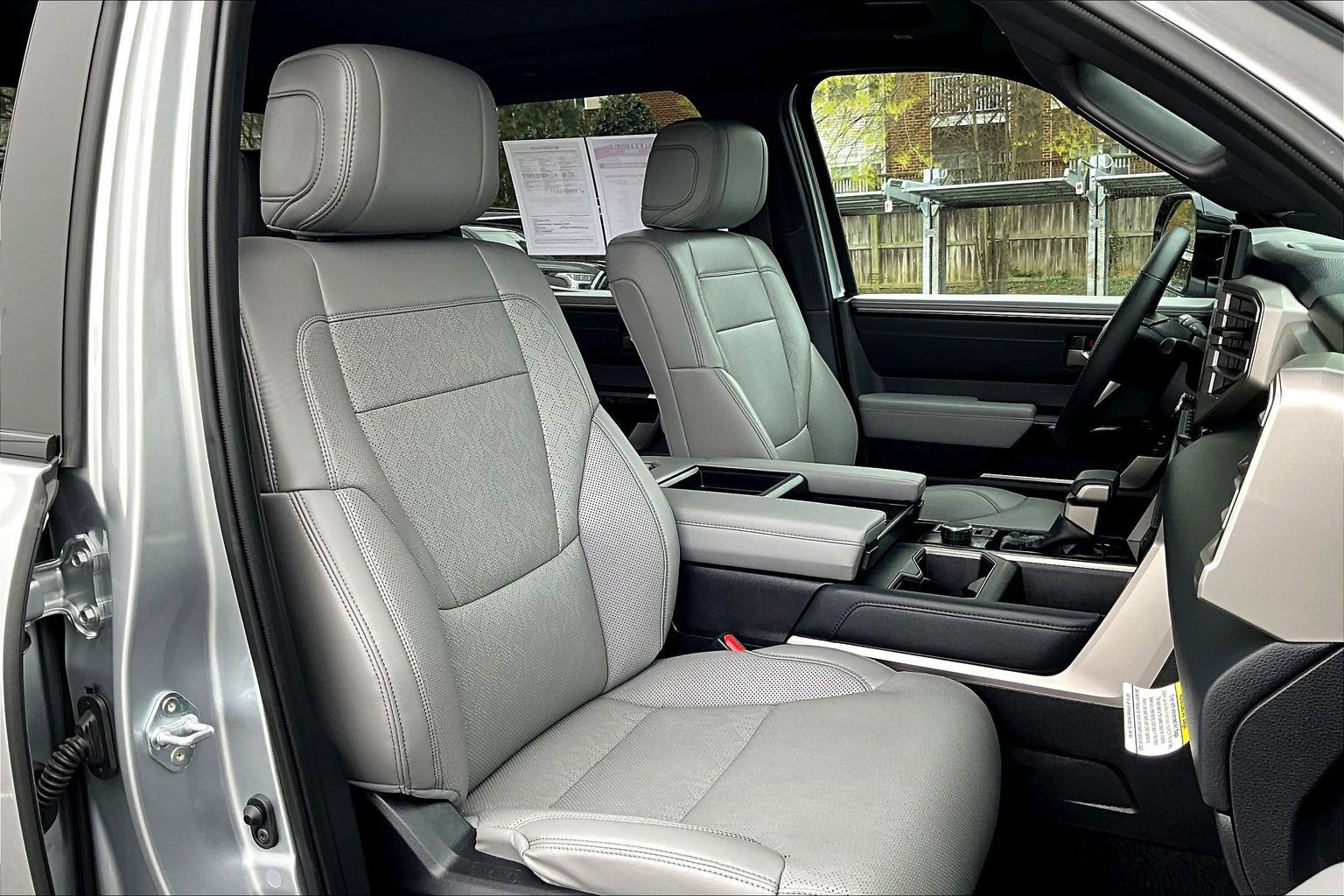 Used 2025 Toyota Tundra Limited image 7