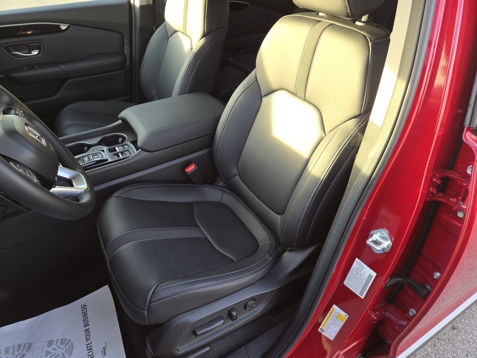 Used 2025 Honda Pilot EX-L image 24