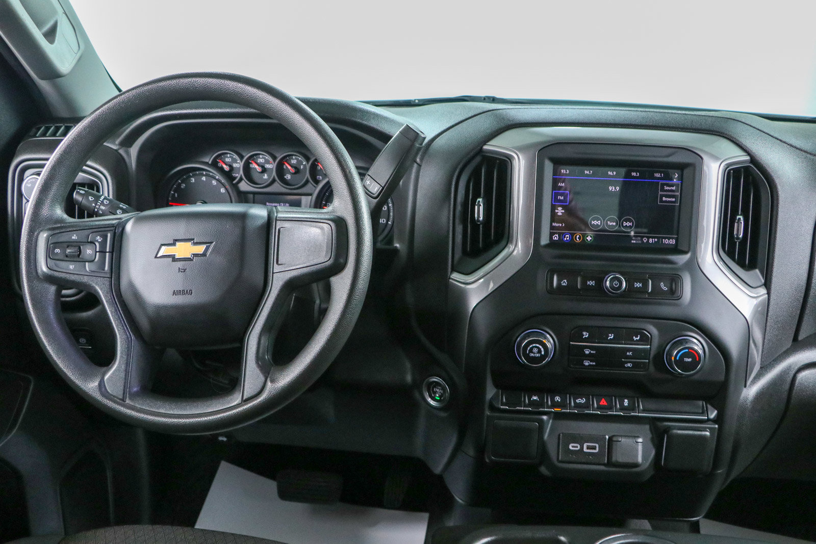 Used 2024 Chevrolet Silverado 1500 Custom AWD/4WD image 16