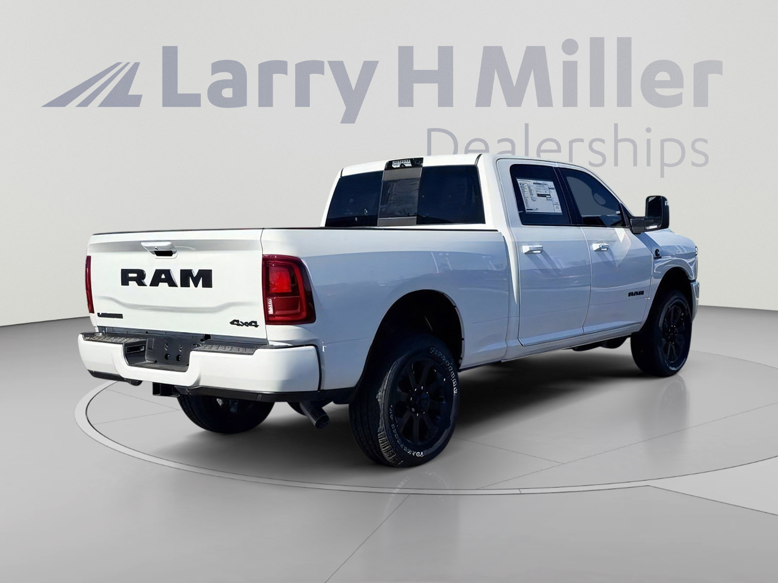 New 2026 RAM 2500 Laramie w/ Night Edition AWD/4WD image 6