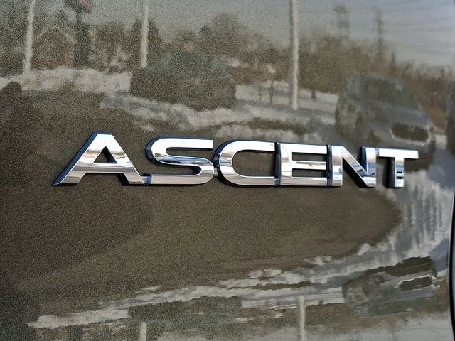 Used 2025 Subaru Ascent Premium image 31