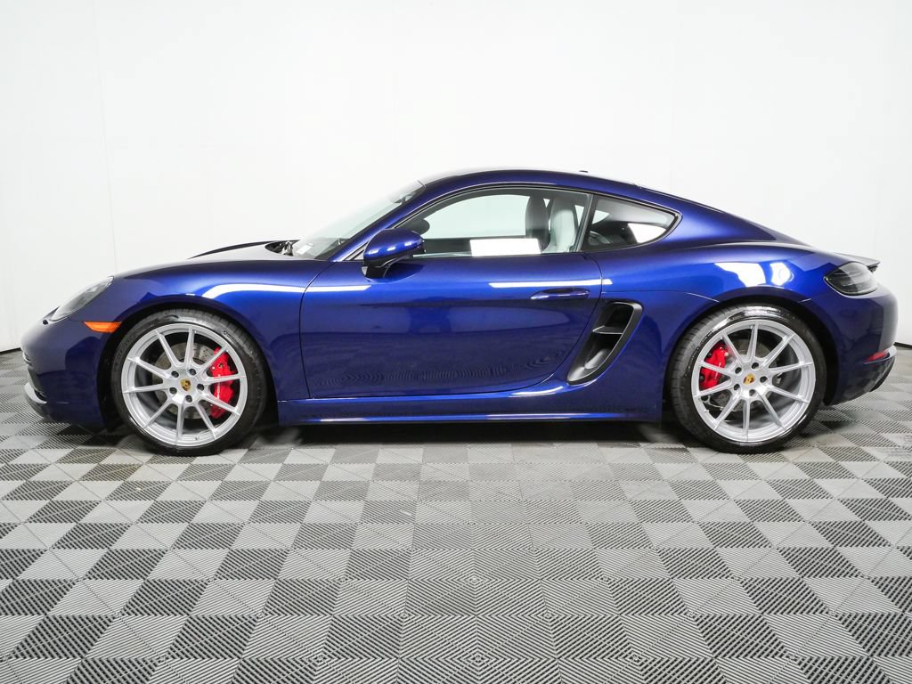Certified 2025 Porsche 718 Cayman GTS RWD image 2