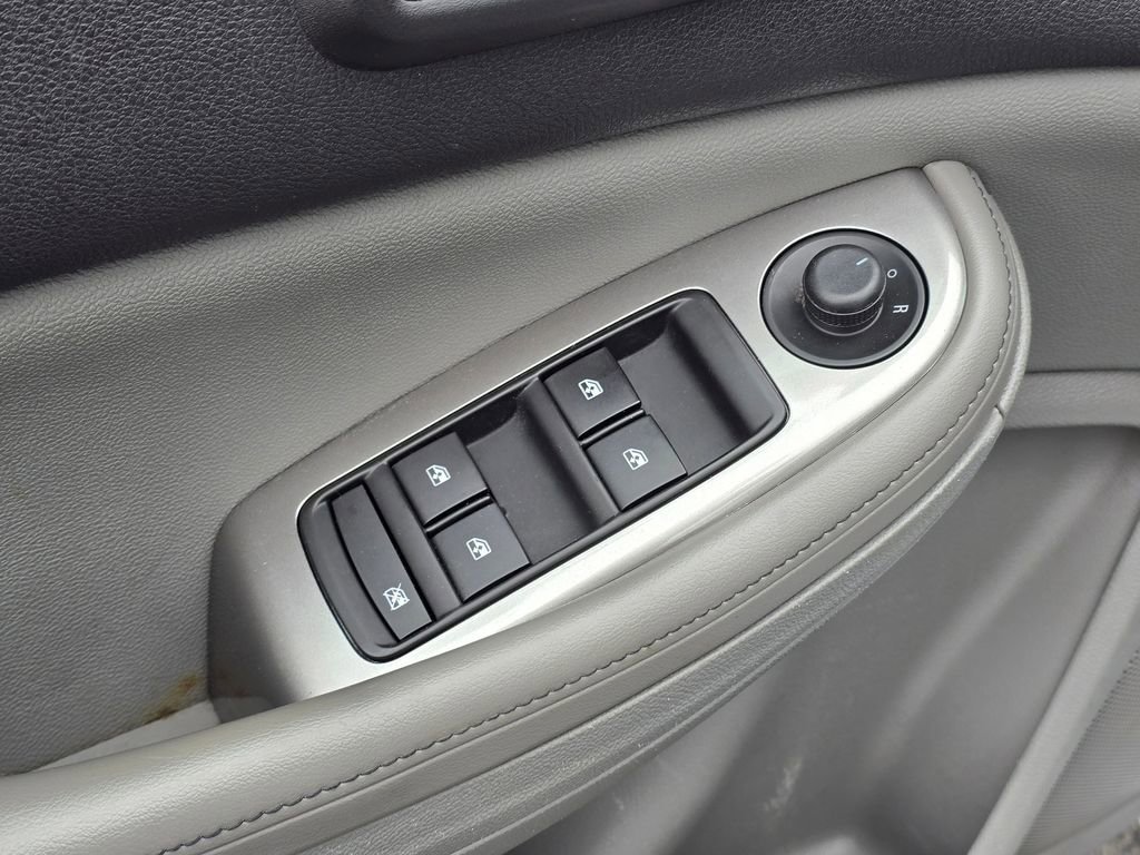 Used 2016 Chevrolet Malibu LS image 22