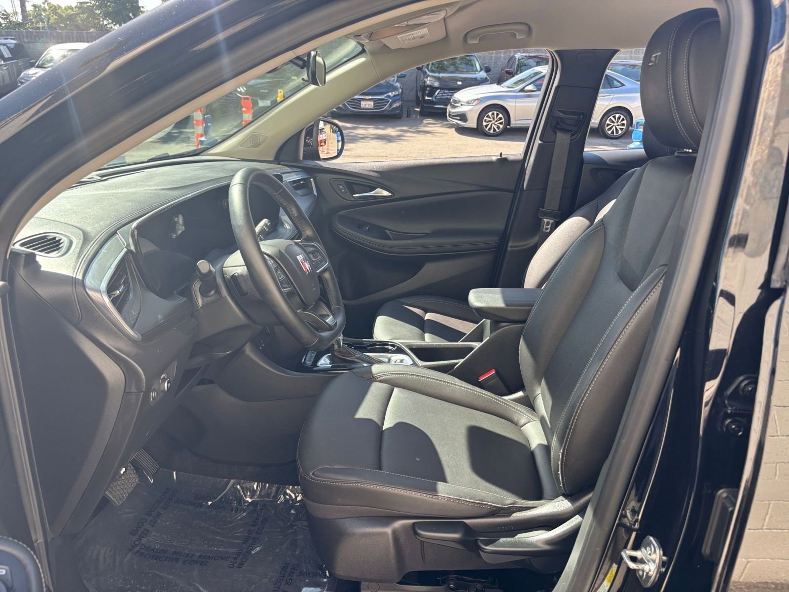 Used 2024 Buick Encore GX Sport Touring image 27