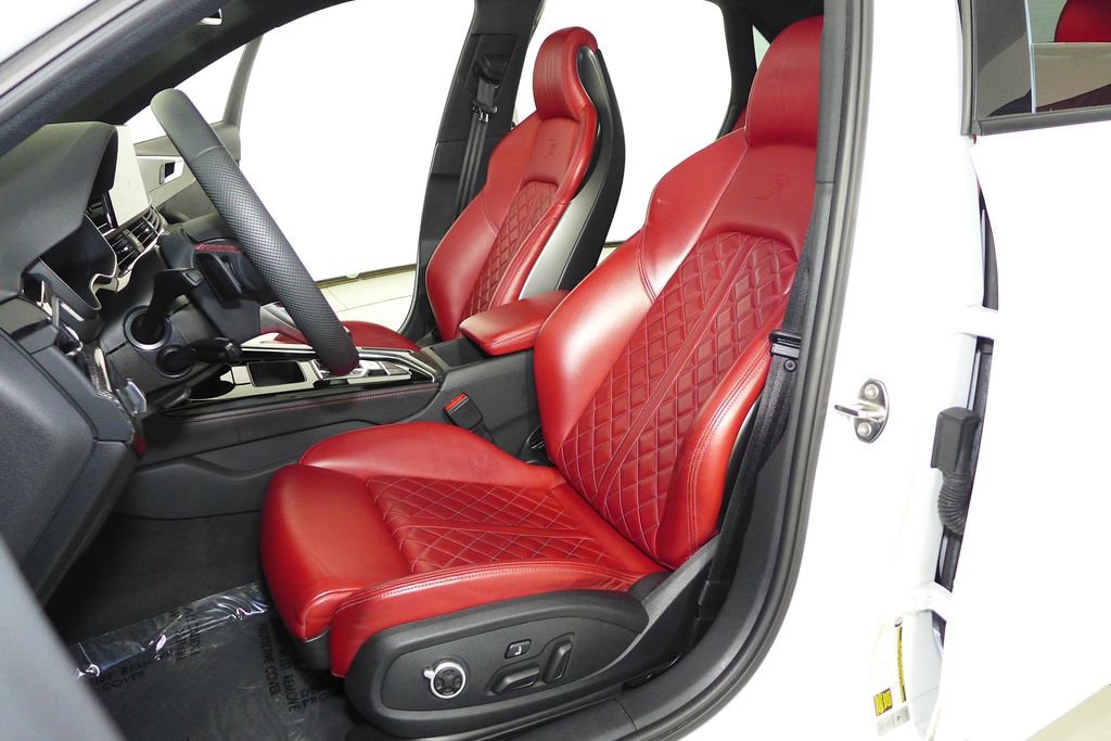 Used 2022 Audi S4 Premium Plus image 22
